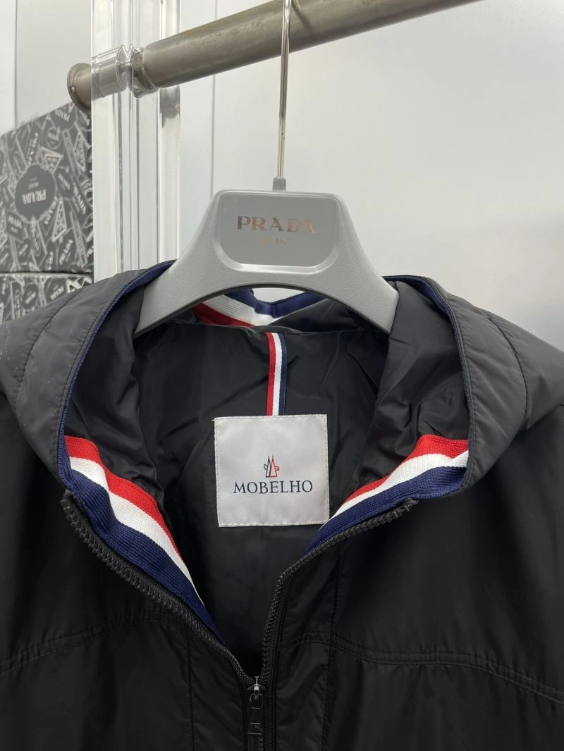 Moncler Outwear ZeroBulk 142401