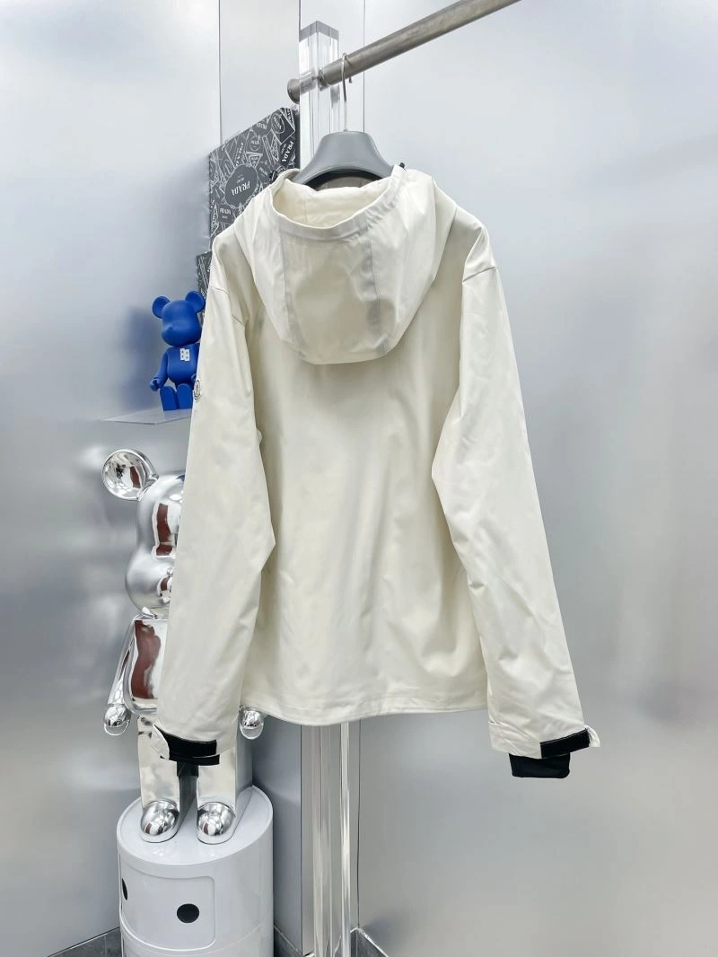 FashionForward Moncler Outwear 142395