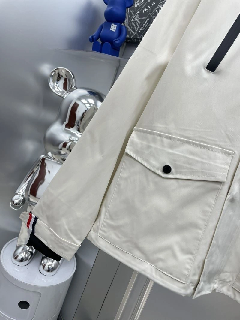FashionForward Moncler Outwear 142395