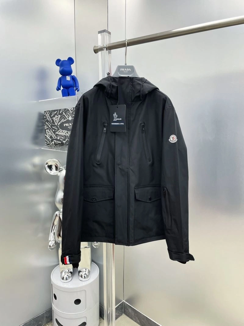 EasyCare Moncler Outwear 142394
