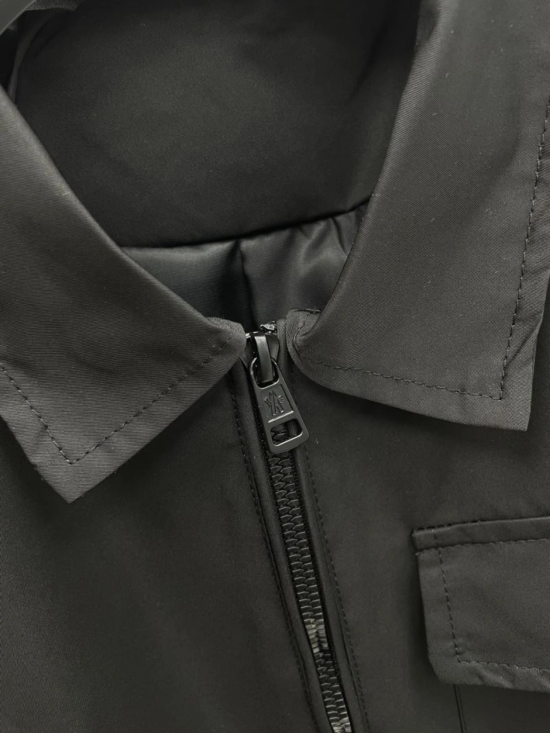 Sustainable Moncler Outwear 142390