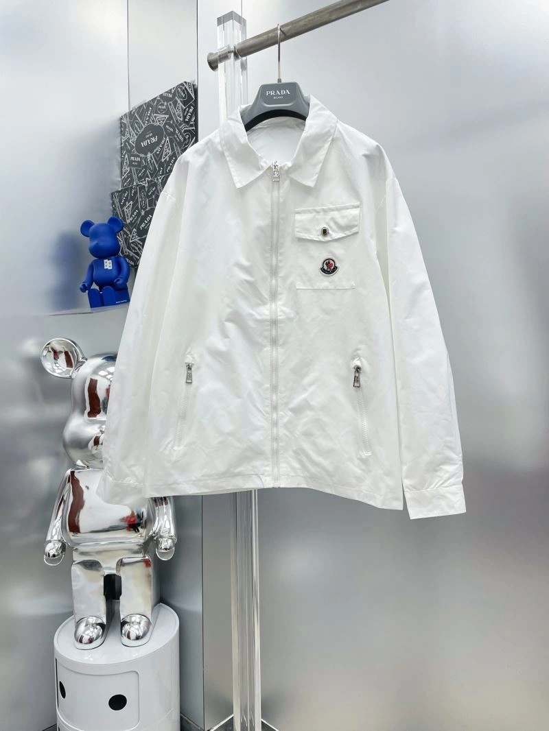 Moncler Outwear Youthful 142392