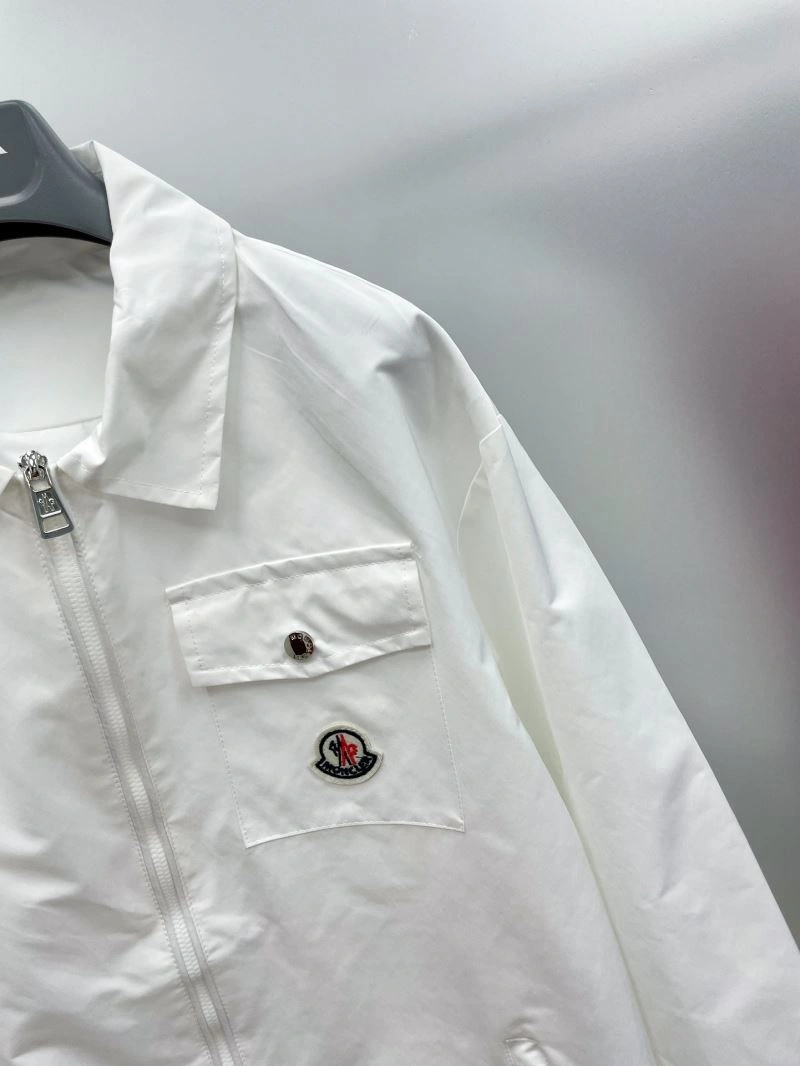 Moncler Outwear Youthful 142392