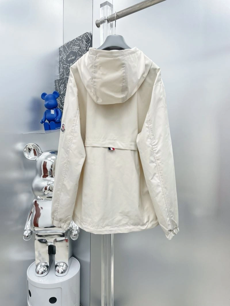 Moncler Outwear EasyCare 142466