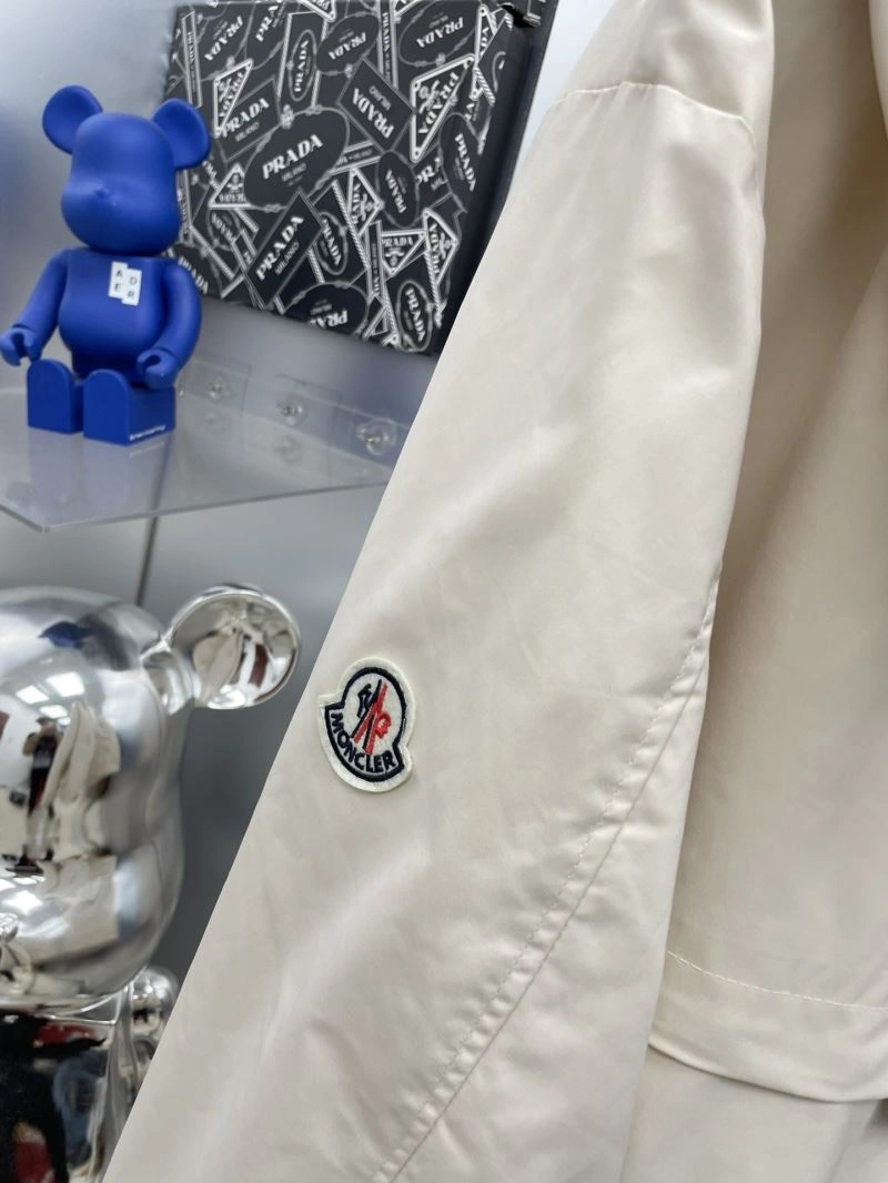 Moncler Outwear EasyCare 142466