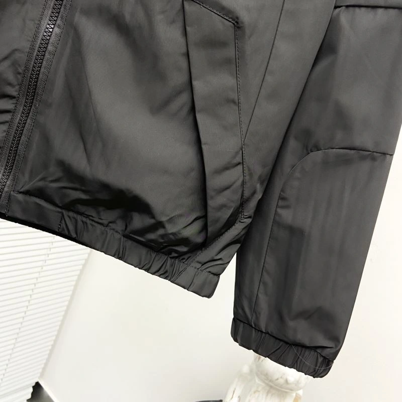 Moncler Outwear Premium 142444