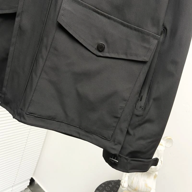 Upgraded Moncler Outwear 142382