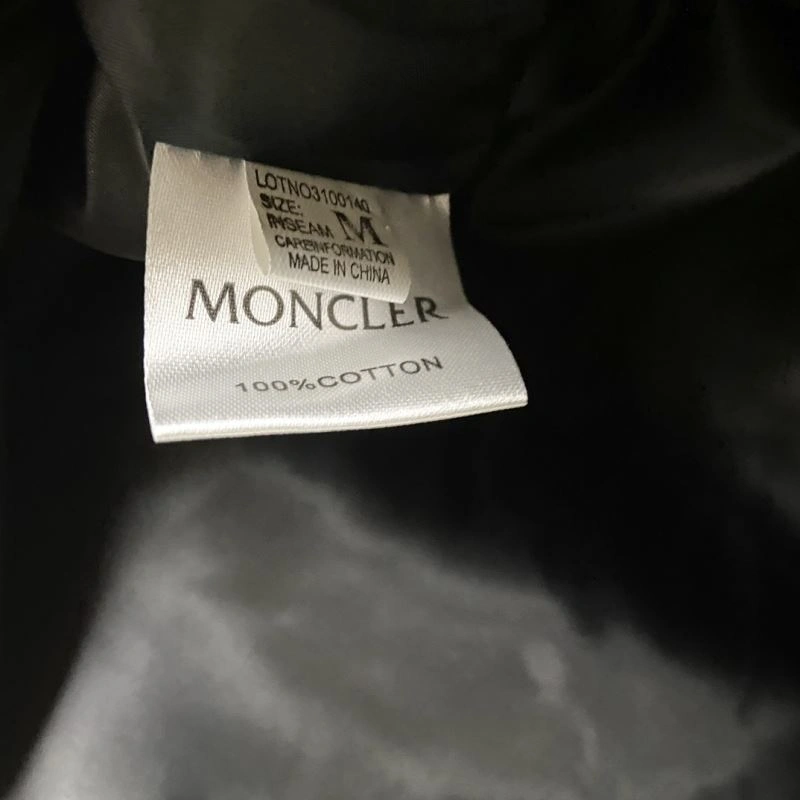 Upgraded Moncler Outwear 142382