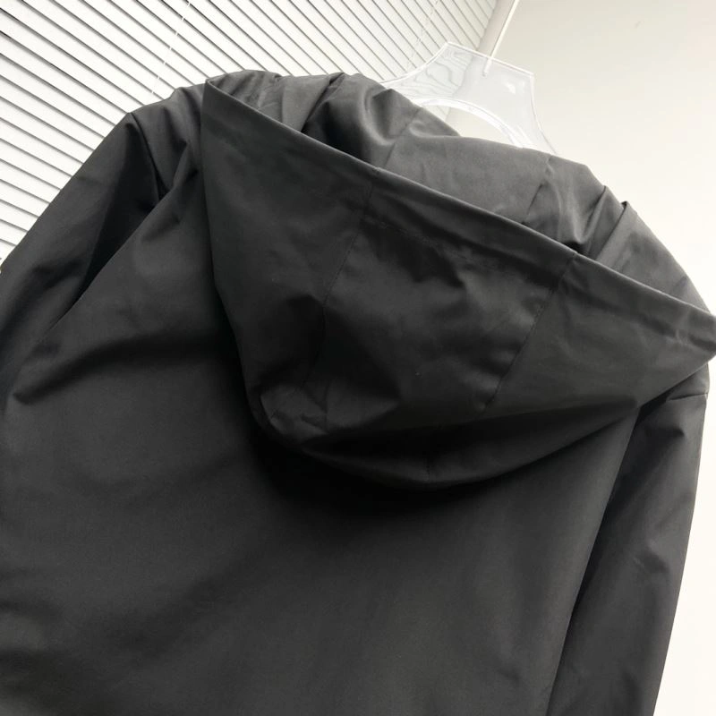 Upgraded Moncler Outwear 142382