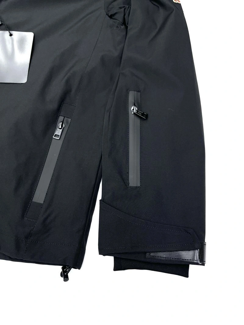Moncler Outwear ComfortFit 142387