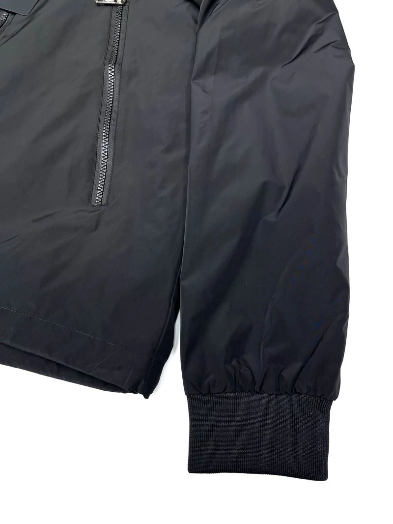 Moncler Outwear EyeCatching 142381