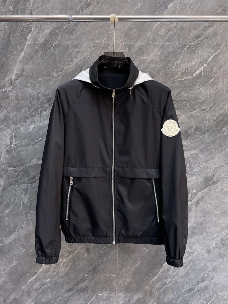 TravelReady Moncler Outwear 142386