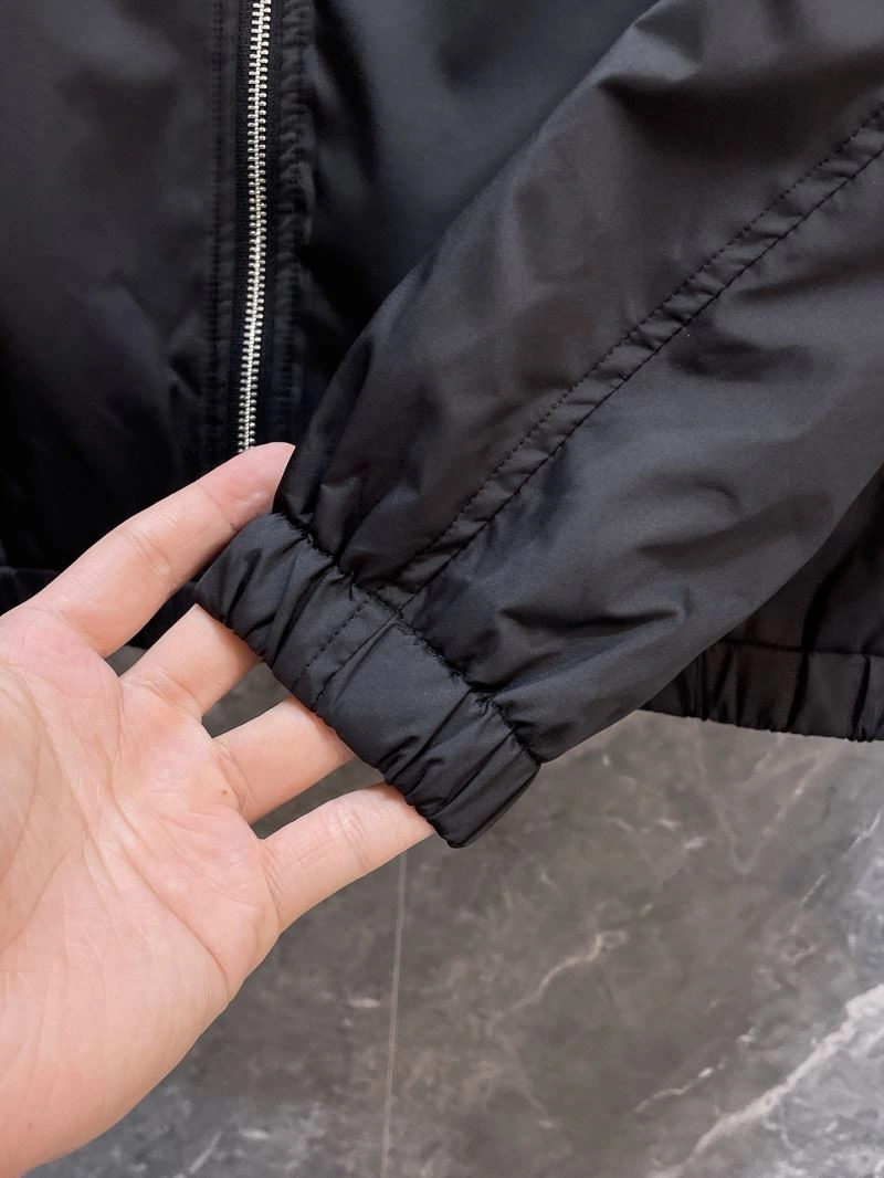 TravelReady Moncler Outwear 142386
