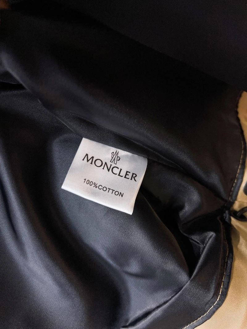 Moncler Outwear TravelReady 142153