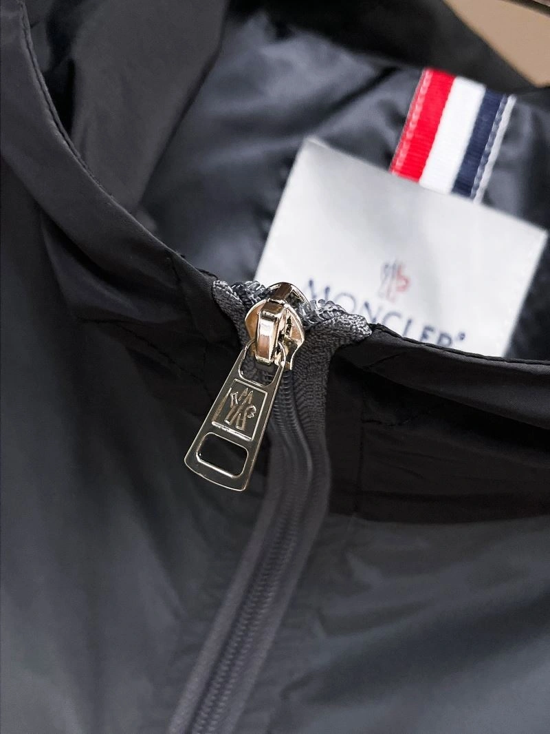 EyeCatching Moncler Outwear 142172