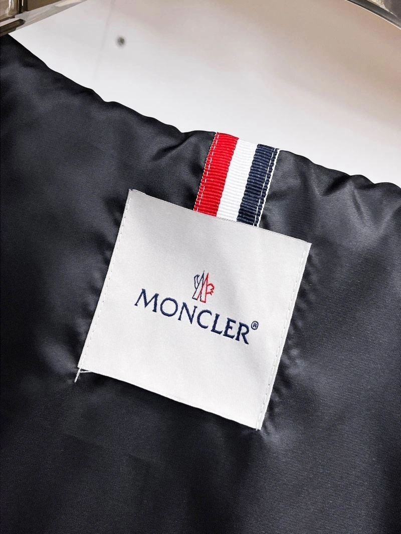 EyeCatching Moncler Outwear 142172