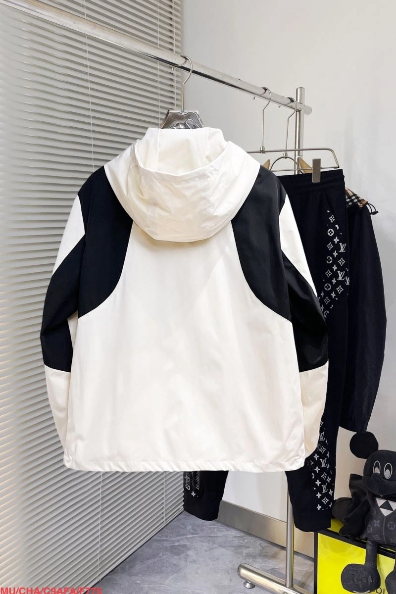 WellDesigned Moncler Outwear 142149
