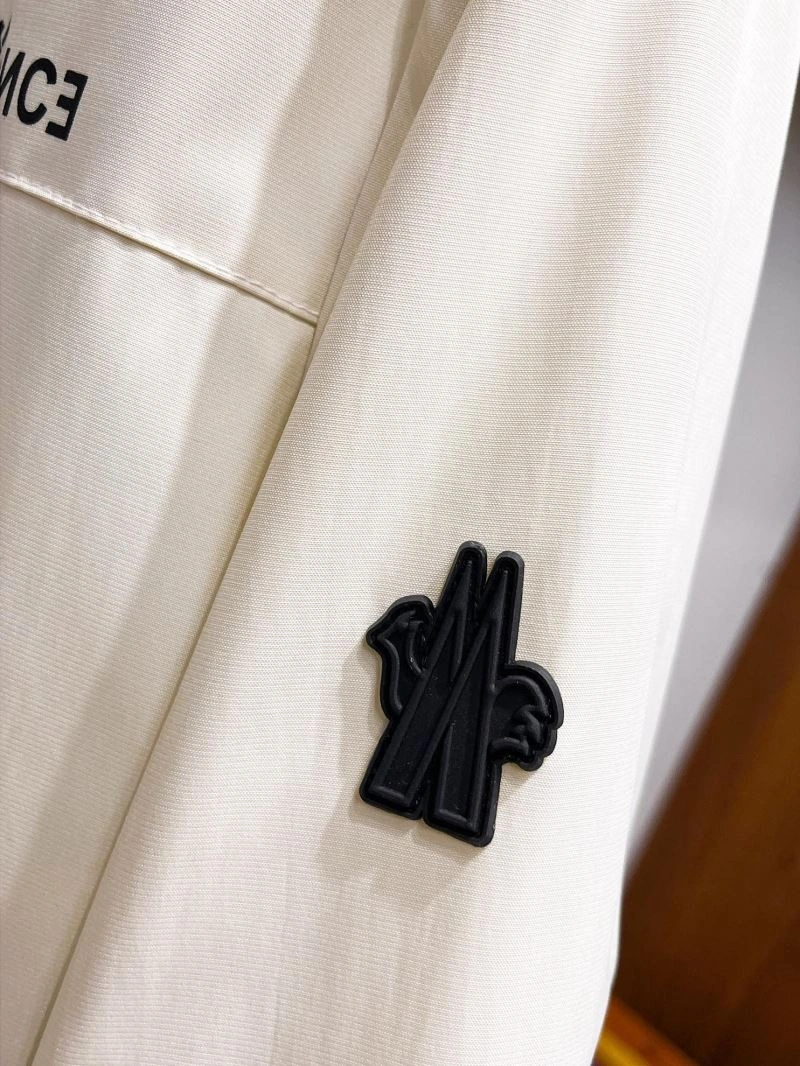 WellDesigned Moncler Outwear 142149