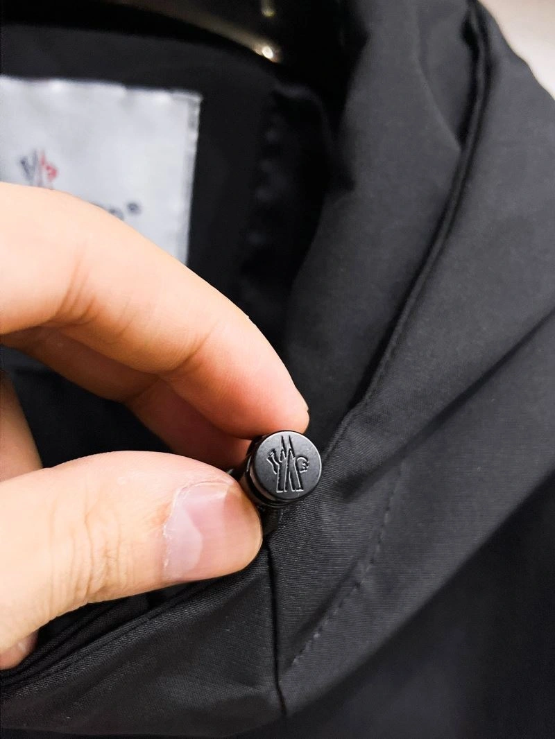Moncler Outwear Affordable 142150