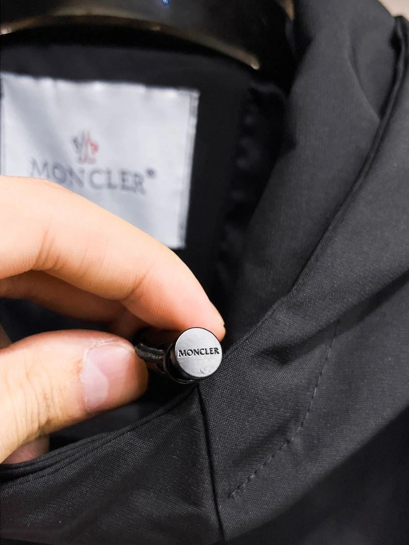 Moncler Outwear Affordable 142150