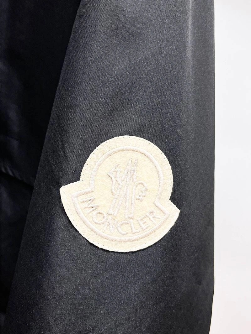 Moncler Outwear SunProtective 142146