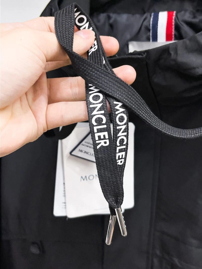 Moncler Outwear SunProtective 142146