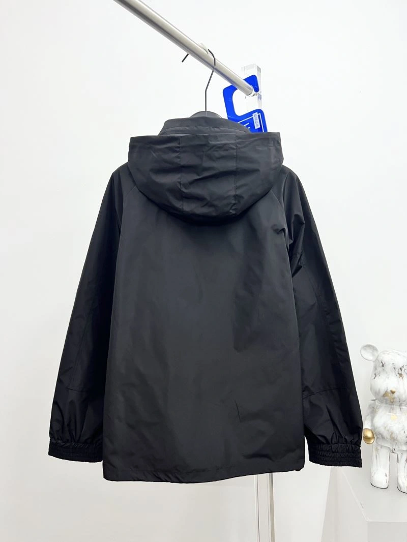 Moncler Outwear Supportive 142147