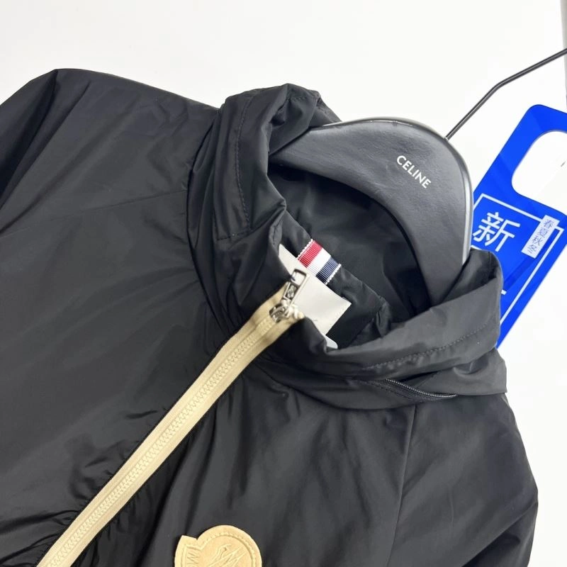 Moncler Outwear Supportive 142147