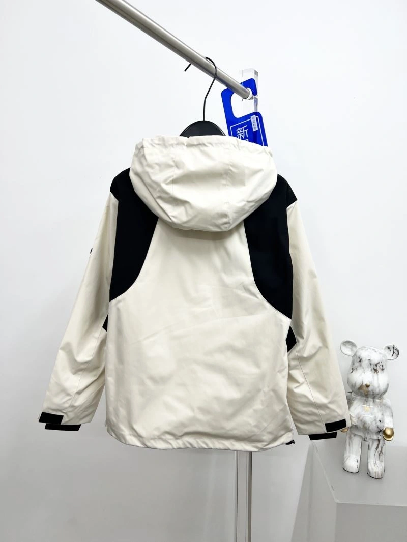 Sophisticated Moncler Outwear 142123