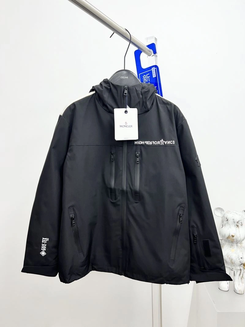 Moncler Outwear UrbanChic 142135