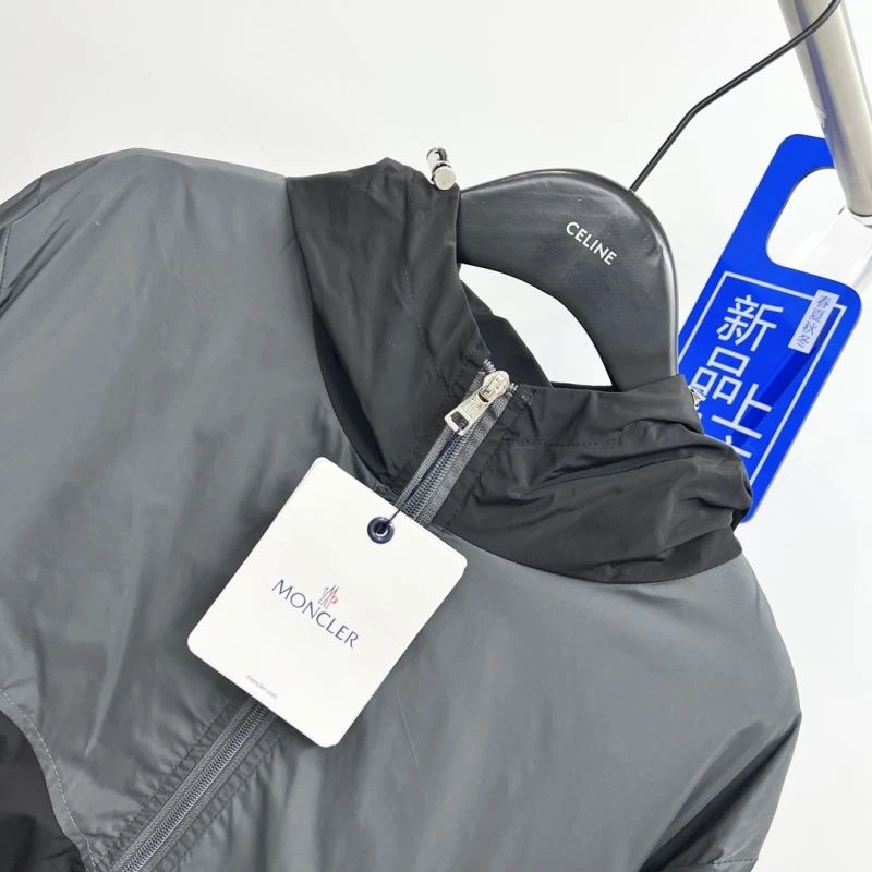 Moncler Outwear Supportive 142133