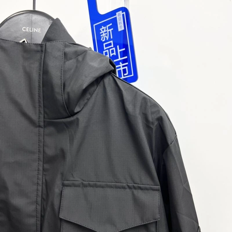 Moncler Outwear Youthful 142134