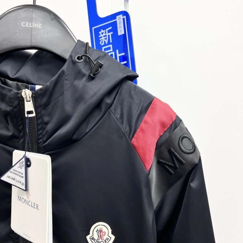 DailyWear Moncler Outwear 142127