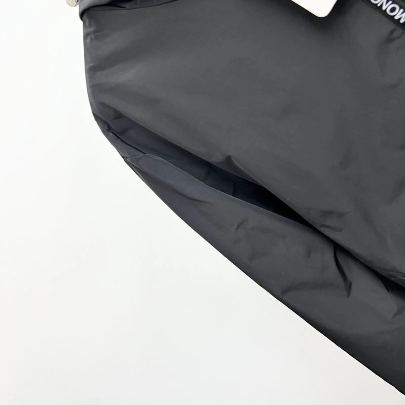 SmoothTexture Moncler Outwear 142191