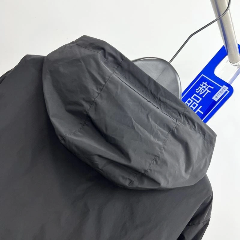 SmoothTexture Moncler Outwear 142191