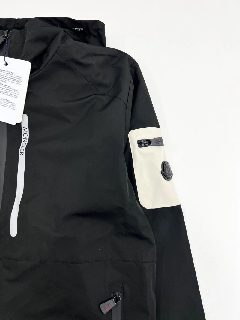 Colorful Moncler Outwear 142131
