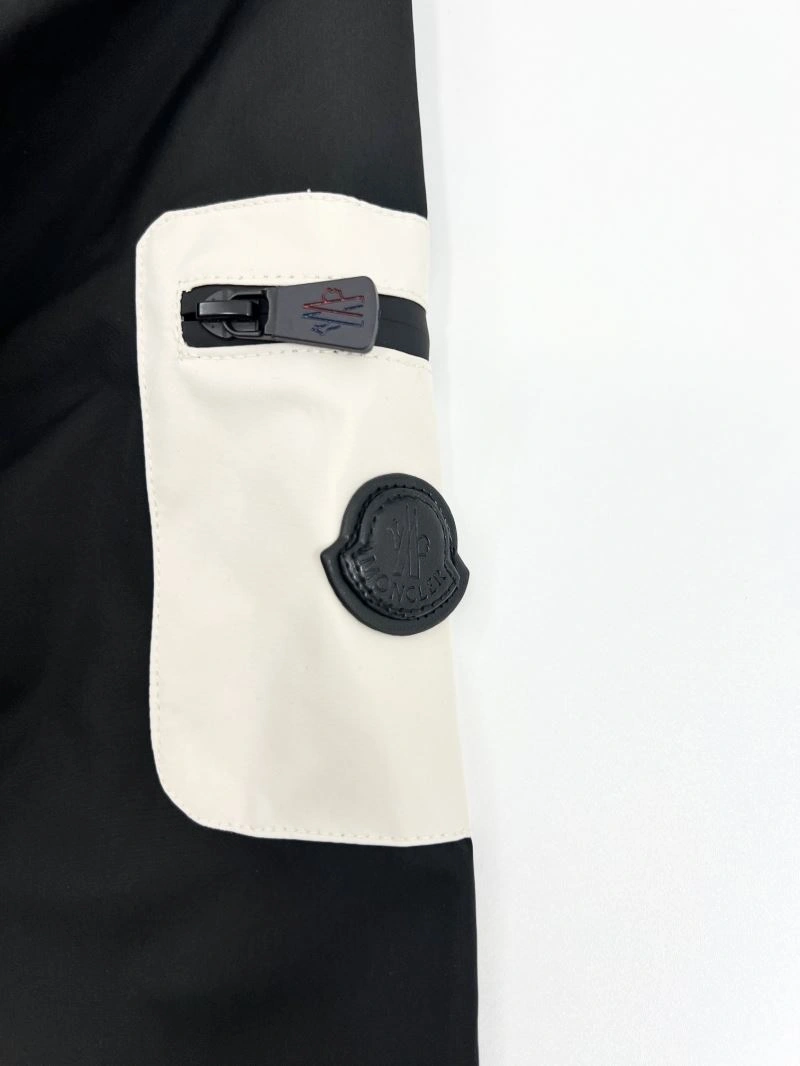 Colorful Moncler Outwear 142131