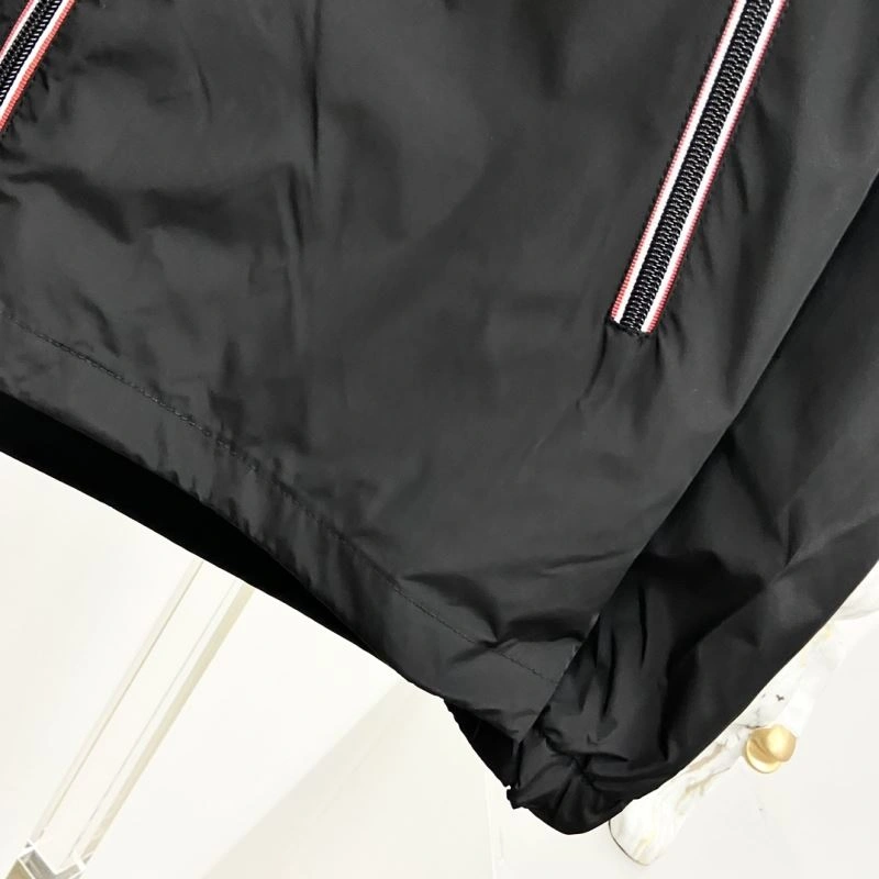 Casual Moncler Outwear 142130
