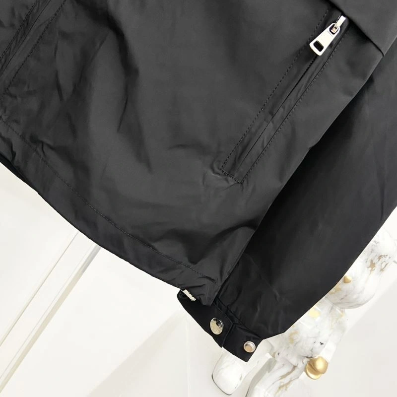 Moncler Outwear Lightweight 142118