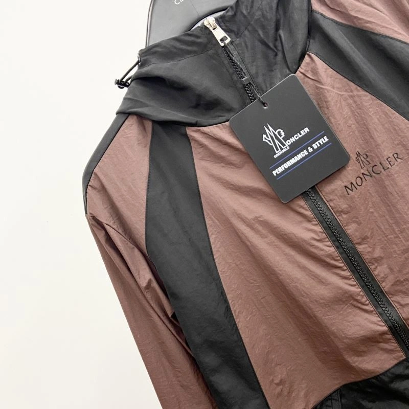 Moncler Outwear HighQuality 142129