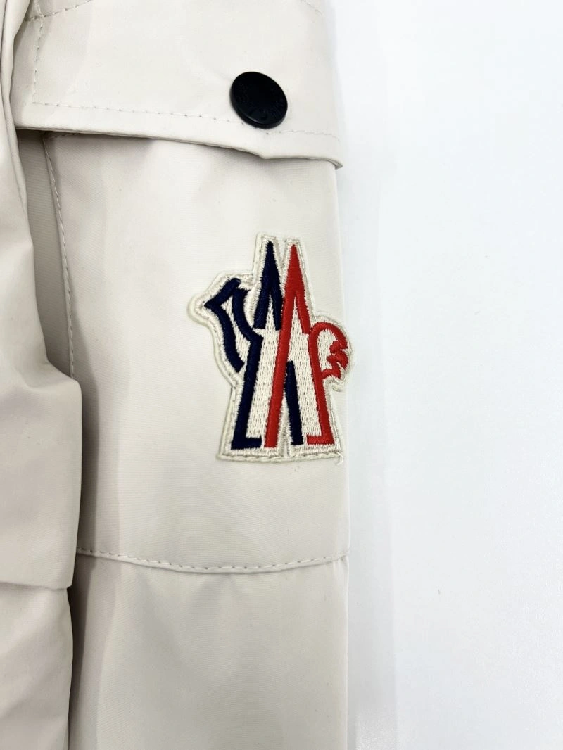 Efficient Moncler Outwear 142120