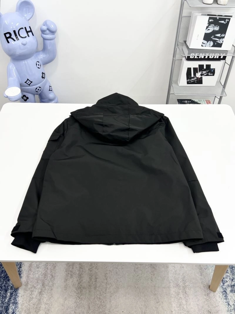 Moncler Outwear FreshLook 142121