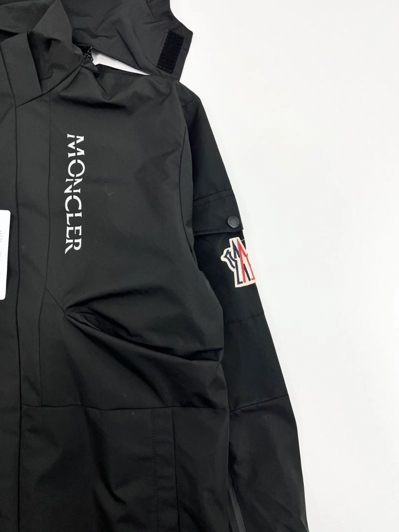Moncler Outwear FreshLook 142121