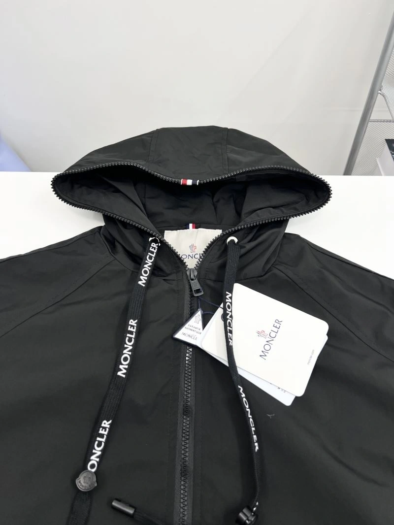 Moncler Outwear Popular 142122