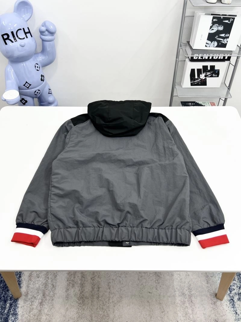 Moncler Outwear Breathable 142141