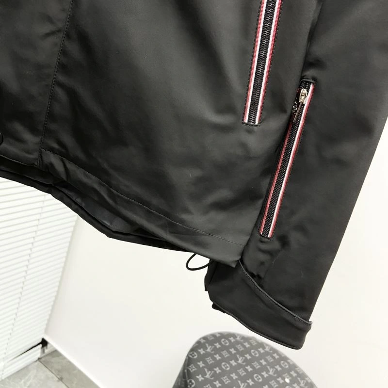 Moncler Outwear Unique 142114