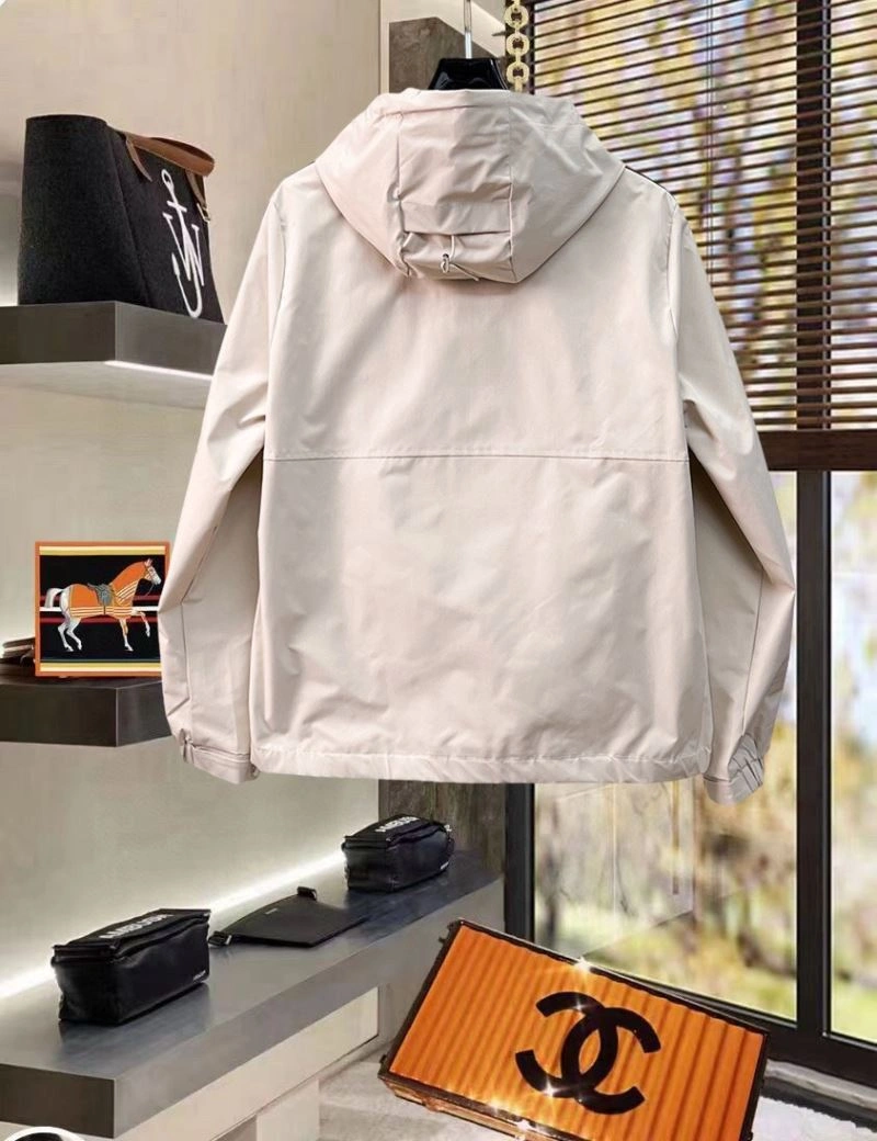 ZipUp Moncler Outwear 142109