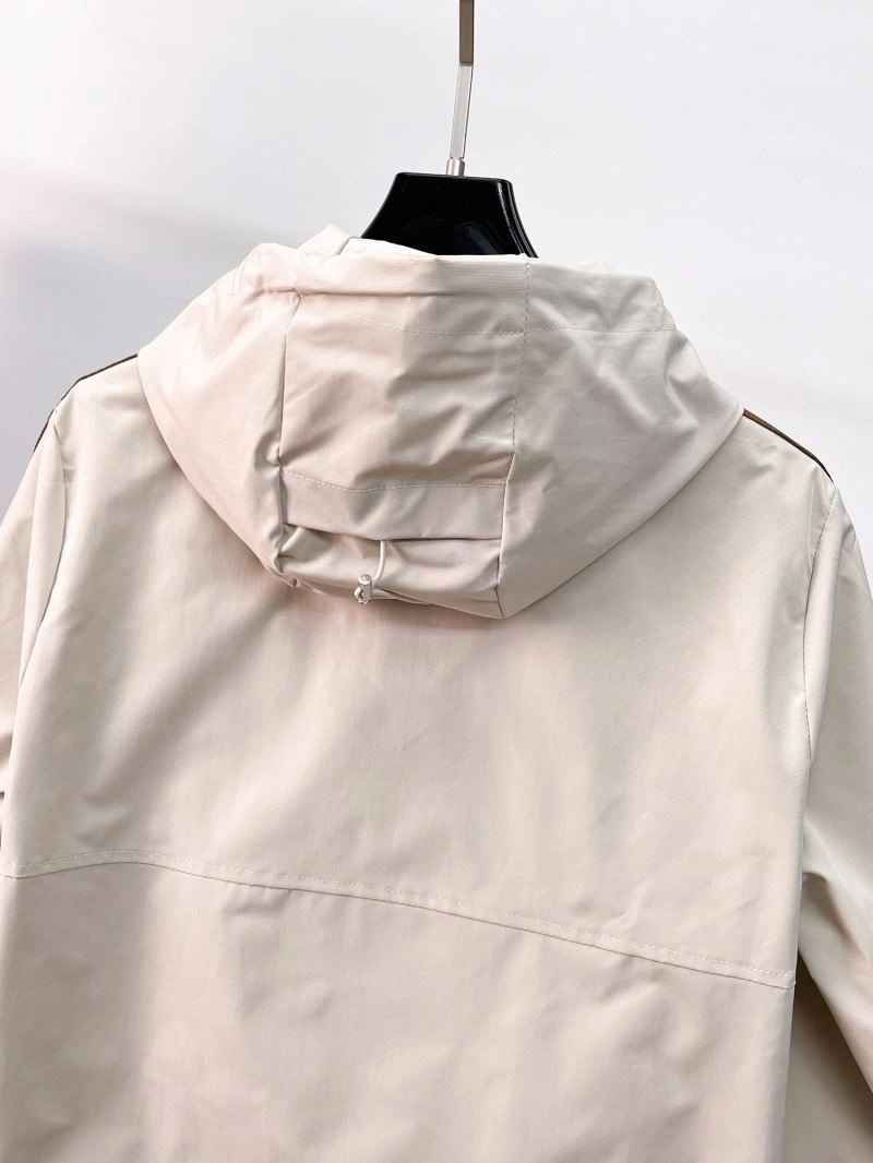 ZipUp Moncler Outwear 142109