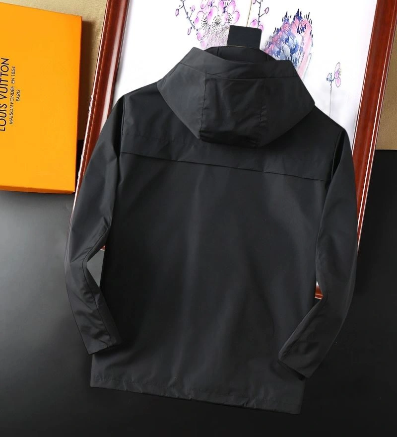 Moncler Outwear WaterResistant 142108