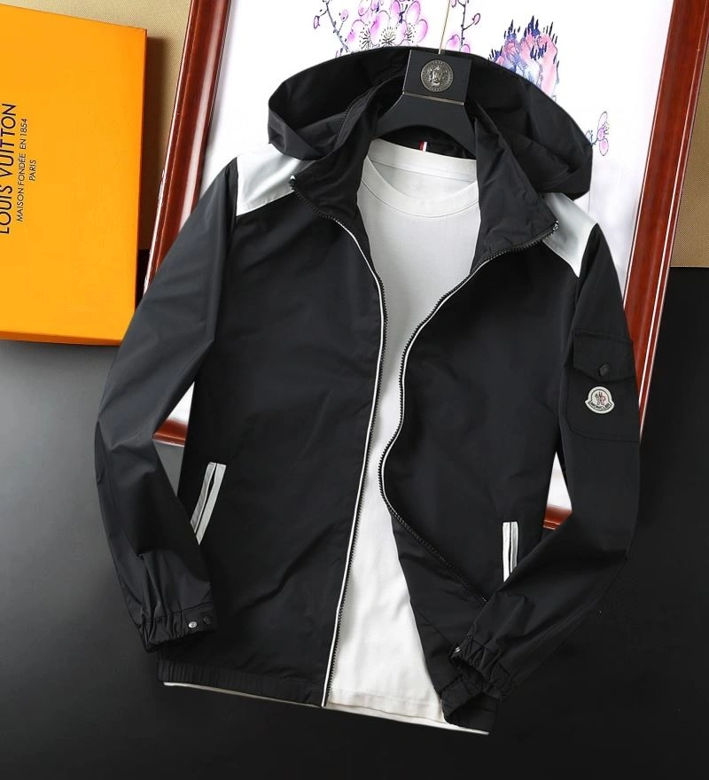 Moncler Outwear TopPick 142102